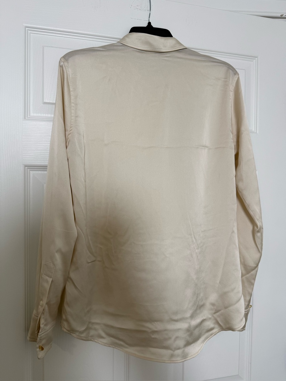 LAUREN RALPH LAUREN CLASSIC FIT SATIN CHARMEUSE SHIRT
MEDIUM - Picture 7 of 8